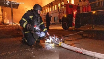 Ουκρανία: Οκτώ τραυματίες από ρωσικές αεροπορικές επιθέσεις σε Χάρκοβο και Οδησσό, ζημιές σε σπίτια