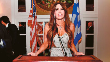 Η Κίμπερλι Γκιλφόιλ εκπαιδεύεται για τη θητεία στην Αθήνα