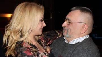 Πέγκυ Ζήνα για Ιάσονα Τριανταφυλλίδη: Στο φως να ταξιδέψει η ψυχούλα σου και να πετάει ελεύθερη