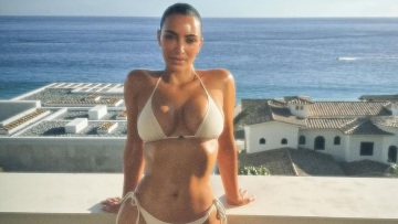 Κιμ Καρντάσιαν: Με μικροσκοπικό μπικίνι στο Μεξικό - Το σχόλιο της Λόρεν Σάντσεζ