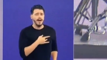 Eurovision 2025: Ξεχώρισε από τον ελληνικό τελικό ο διερμηνέας στη νοηματική - Viral η απόδοση στο «Ζάρι»