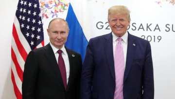 Ο  Τραμπ λέει ότι θα μιλήσει με τον Πούτιν:  «Ίσως κάνουμε κάτι σημαντικό»