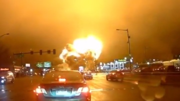 Βίντεο: Συντριβή μικρού αεροσκάφους στη Φιλαδέλφεια με 6 επιβαίνοντες - Στις φλόγες εμπορικό κέντρο, σπίτι και αυτοκίνητα