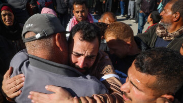 Η τέταρτη ανταλλαγή ομήρων με φυλακισμένους ανάμεσα στο Ισραήλ και τη Χαμάς - «Περιμέναμε πολύ καιρό αυτή τη στιγμή»