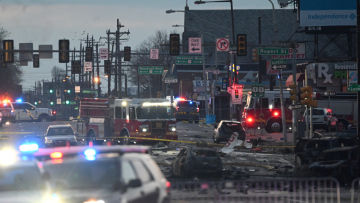 Το αεροσκάφος στη Φιλαδέλφεια συνετρίβη 30 δευτερόλεπτα μετά την απογείωσή του - Συγκλονιστικά βίντεο από τη νέα τραγωδία