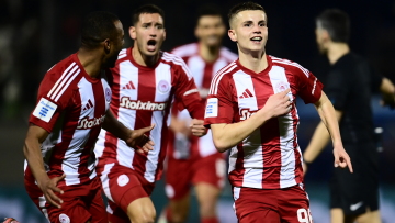 Λεβαδειακός - Ολυμπιακός 0-1: «Διπλό» με υπογραφή Μουζακίτη - Δείτε το γκολ 