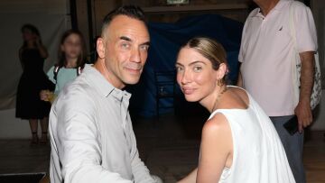 Πάνος Μουζουράκης: Μίλησε για την εργένικη ζωή που άφησε πίσω του - Η γνωριμία με τη Μαριλού Κόζαρη και ο ερχομός της κόρης του 