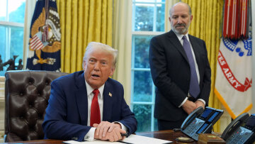 Γιατί ο Τραμπ «πάγωσε» τους δασμούς σε Καναδά και Μεξικό: Οι 30 μέρες προθεσμία και η απαίτηση για 20.000 στρατιώτες στα σύνορα