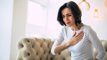 Έντονο στρες: Γιατί εγκλωβίζει τη σκέψη και περιορίζει την αντίληψη – Η ψυχολόγος εξηγεί πώς θα ανοίξει το μυαλό μας