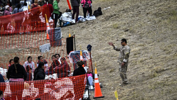 Ανάμεσα στο 1,5 εκατ. μετανάστες που έχουν λάβει εντολή απέλασης από τις ΗΠΑ υπάρχουν και 211 Έλληνες