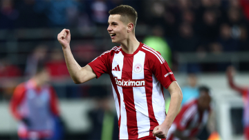 Ολυμπιακός - Παναθηναϊκός 1-0: Με βολίδα Μουζακίτη στο 90+4' στα ημιτελικά οι Πειραιώτες - Δείτε το γκολ 