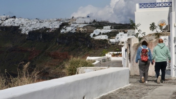 Ο Δήμος Θήρας κηρύχθηκε σε κατάσταση έκτακτης ανάγκης