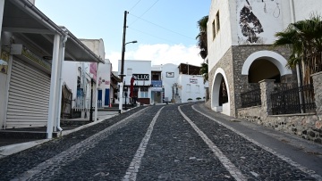 ΕΚΠΑ: 7.700 σεισμοί σε εννέα ημέρες ανάμεσα σε Σαντορίνη και Αμοργό - Εντείνεται ο κίνδυνος κατολισθήσεων