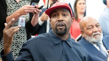 Κάνιε Γουέστ: Κύμα αντιδράσεων μετά τις νέες αναρτήσεις του - Υποστηρίζει τον Diddy για τον ξυλοδαρμό της Cassie