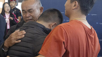 Επαναπατρίστηκαν πέντε Ταϊλανδοί όμηροι που απελευθέρωσε η Χαμάς