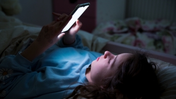 Ψηφιακά «ναρκωτικά»: Η βιομηχανία της ντοπαμίνης και πώς να απεξαρτηθούμε