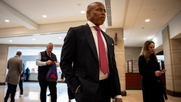 Ο Τραμπ «αθωώνει» τον δήμαρχο της Νέας Υόρκης που κατηγορήθηκε για δωροληψία από την Τουρκία