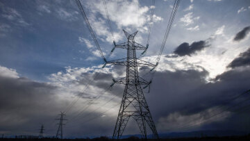 To μπλακάουτ της Ισπανίας θέτει σε ετοιμότητα τους διαχειριστές του ελληνικού ηλεκτρικού συστήματος