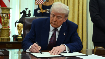 Ο Τραμπ θα υπογράψει εκτελεστικό διάταγμα για τη διάλυση του ομοσπονδιακού υπουργείου Παιδείας εντός της ημέρας 