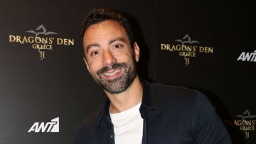 Σάκης Τανιμανίδης: Ποζάρει στο Instagram με μακριά ξανθά μαλλιά