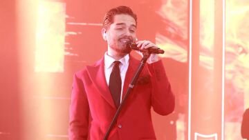 Οι Αστυνομικοί έκοψαν την πίτα τους στον Μάστορα κι εκείνος ζήτησε συγγνώμη: «Ας τραγουδήσουμε, γιατί να οδηγάμε δεν ξέρουμε»