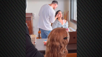 Χριστίνα Μπόμπα: Δεν έγινε στην πραγματικότητα ξανθιά - «Μα ήταν περούκα»