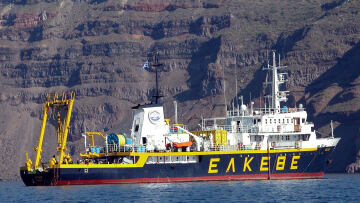 Συνεχίζονται οι έρευνες του ωκεανογραφικού σκάφους «Αιγαίο» στην περιοχή Σαντορίνης - Αμοργού