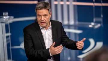 «Να κοιτάς τη δουλειά σου!» - Ξέσπασε ο Γερμανός υπουργός Οικονομίας κατά του Βανς