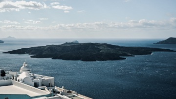 ΕΚΠΑ: Πάνω από 18.400 σεισμοί στη Σαντορίνη από τις 26 Ιανουαρίου - Μείωση στη συχνότητα των δονήσεων