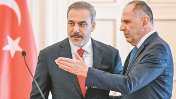 Ελληνοτουρκικά: Στον πάγο μέχρι νεωτέρας ο διάλογος για ΑΟΖ και υφαλοκρηπίδα