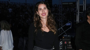 Η Παυλίνα Βουλγαράκη φωτογραφίζει τον σύντροφό της λίγο πριν γίνουν γονείς