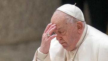 Από αύριο ως την Παρασκευή το απόγευμα οι πιστοί θα μπορούν να προσκυνήσουν τη σορό του Πάπα Φραγκίσκου