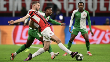 Μίλαν - Φέγενορντ 1-1: Στους «16» του Champions League οι Ολλανδοί