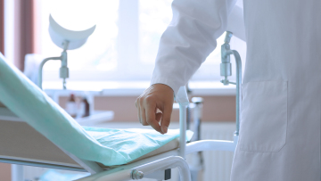 Ρόδος: Ο γυναικολόγος που καταδικάστηκε σε 73,5 χρόνια για βιασμούς και ασέλγεια υποστήριξε ότι ήταν θύμα «κυκλώματος» στο Facebook