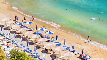 Τουρισμός: «Πράσινο φως» σε τρεις στρατηγικές επενδύσεις 1,2 δισ. ευρώ