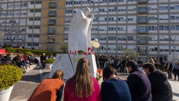 Ιταλία: Φίλος του Πάπα προσπάθησε να μπει στο δωμάτιο του νοσοκομείου για να τον χαιρετήσει