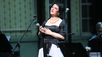 Συναυλία - ύμνος στη Μεσόγειο στη Δήλο με την σοπράνο Σόνια Θεοδωρίδου
