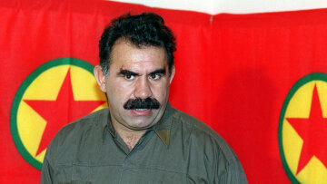 Συνθήκες ελεύθερης εργασίας για τον Οτσαλάν ζητά το PKK για να προχωρήσει ο αφοπλισμός