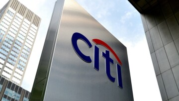 Citi: Προβλέπει παρατεταμένη πολιτική αστάθεια στη Γαλλία, με πιέσεις σε μετοχές, ομόλογα και ευρώ