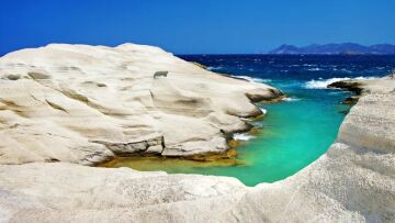 Μήλος: Όργιο εκσκαφών στο νησί σε τυφλά οικόπεδα καταγγέλλει η Ελληνική Εταιρεία Περιβάλλοντος και Τουρισμού