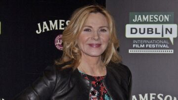 Κιμ Κατράλ: Η φωτογραφία από τα παιδικά της χρόνια με τη μητέρα της που έχει φύγει από τη ζωή