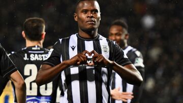 Ο ΠΑΟΚ, με πρωταγωνιστή τον Σαμάτα, 2-0 τον Αστέρα Τρίπολης και κλείδωσε την 4η θέση - Δείτε τα γκολ