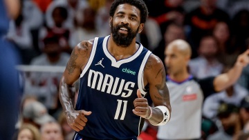 Ντάλας Μάβερικς: Ανησυχία από τον τραυματισμό του Ίρβινγκ στο γόνατο - Δείτε βίντεο