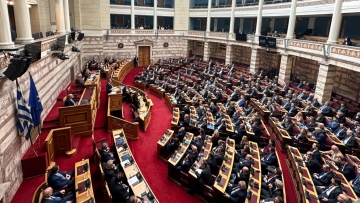 Πρόταση δυσπιστίας κατά της κυβέρνησης - Οι τοποθετήσεις κατά την πρώτη ημέρα