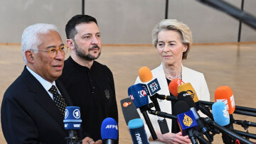 Το «ευχαριστώ» του Ζελένσκι στη Σύνοδο Κορυφής στις Βρυξέλλες: Ο ουκρανικός λαός δεν είναι μόνος