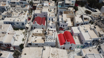 «Μάτια παντού» στη Μύκονο: Έστησαν δίκτυο για να παρακολουθούν τους ελεγκτές για τα αυθαίρετα