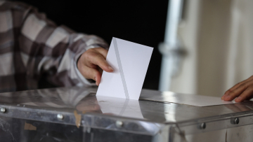 Δημοσκόπηση ΜRB: Προβάδισμα ΝΔ με 11,3 μονάδες, τρίτο κόμμα η Πλεύση Ελευθερίας