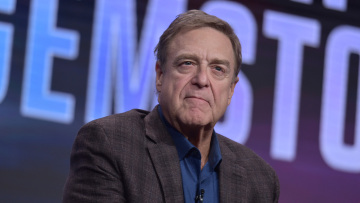  Ατύχημα για τον Τζον Γκούντμαν: Τραυματίστηκε στα γυρίσματα της νέας ταινίας που συμπρωταγωνιστεί με τον Τομ Κρουζ