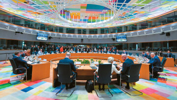  Ποιοι θα πάρουν τα 800 δισ. για  τον Ευρωστρατό - Τι αλλάζει στο ελληνικό εξοπλιστικό πρόγραμμα