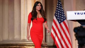 Κίμπερλι Γκιλφόιλ: Γιόρτασε τα 56α γενέθλιά της στην Φλόριντα - Δείτε βίντεο